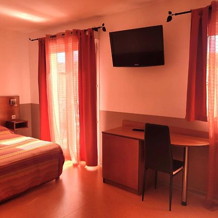 Hotel De L'Orb Bédarieux Dış mekan fotoğraf