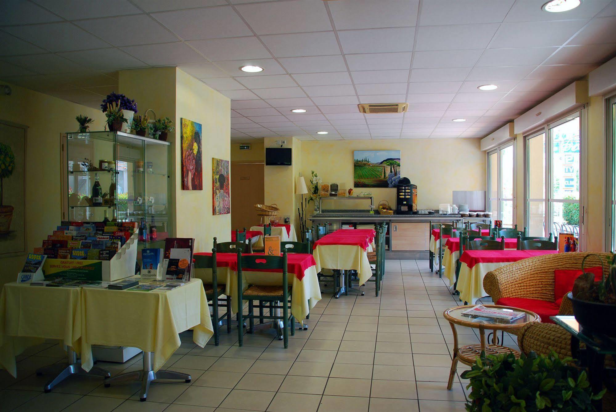 Hotel De L'Orb Bédarieux Dış mekan fotoğraf
